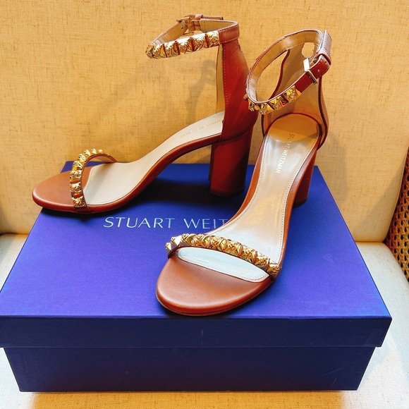 STUART WEITZMAN Pumps - Picture 3 of 5